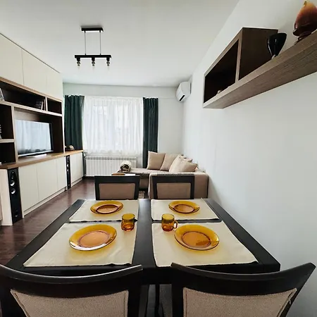 Springs Sofía